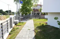 Theano Luxury Suites Hotels near Sithonia