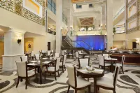 DoubleTree by Hilton Dhahran - Barer