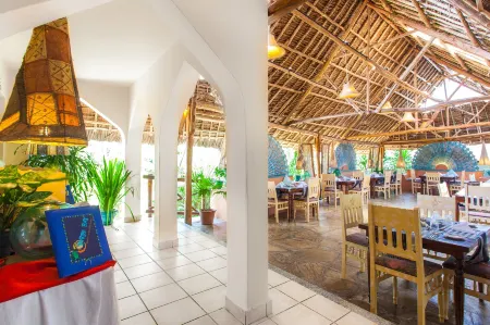 Turtle Bay Beach Club Отели рядом с достопримечательностью «Watamu Beach»