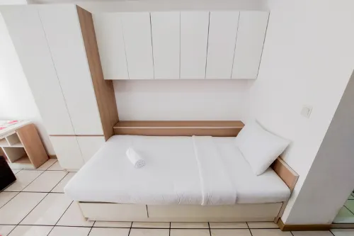 Comfort Studio Apt M-Town Residence by Travelio