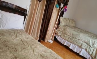Delz Bed & Breakfast - Housity