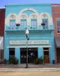 The Main Street Hotel Hotels near Trinity Episcopal Church