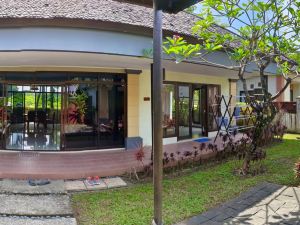 Villa 4Br at Kalicaa Villa Tipe Bora4 Tanjung Lesung