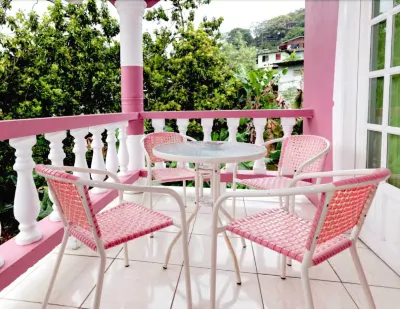 Baywatch Apartments Hotels near Englishmans Bay