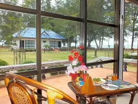 HaadSon Resort Hotels in Bang Saphan Noi