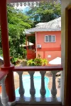 Reef Holiday Apartments Hotels in Mahe Island
