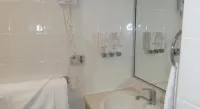 Room Motel Kingaroy East Hotels in Booie