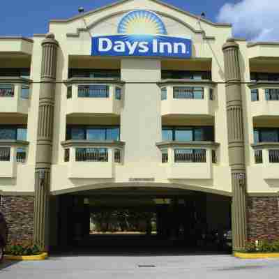 Days Inn by Wyndham Guam-Tamuning Hotel Exterior