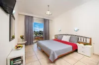 Kavos Plaza Hotel