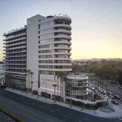 Waldorf Astoria Beverly Hills Hotel Exterior