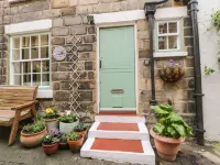 Bulmers Cottage Hotels in Staithes