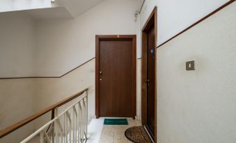 Bergonzoni Modern Apartment by Wonderful Italy