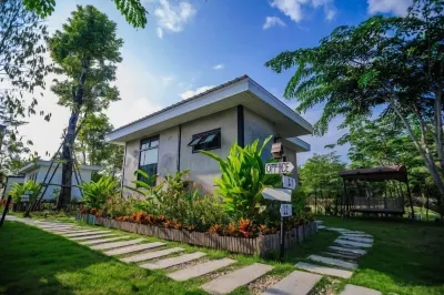 The State Resort Hotel dekat Wat Ngiu Ngam