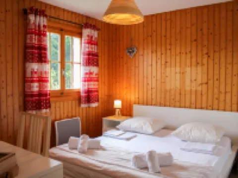 Chalet les Pitchounes Hotels near La Maison du Gruyere a Pringy