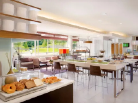 เอเลเมนท์ พาล์มเดล โรงแรมในปาล์มเดล