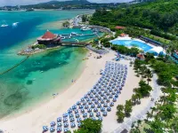Renaissance Okinawa Resort - Gym