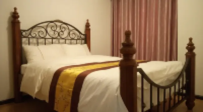 European Style Cozy Riverside Homestay (Hebin Road)