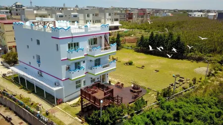 Yurong Hostel Отели в г. Пэнху