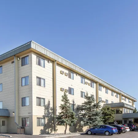 La Quinta Inn & Suites by Wyndham Anchorage Airport