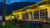 Qashqar Heights Hotels in Chitral