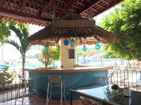 阿卡瑪爾海灘度假飯店 - 酒吧
