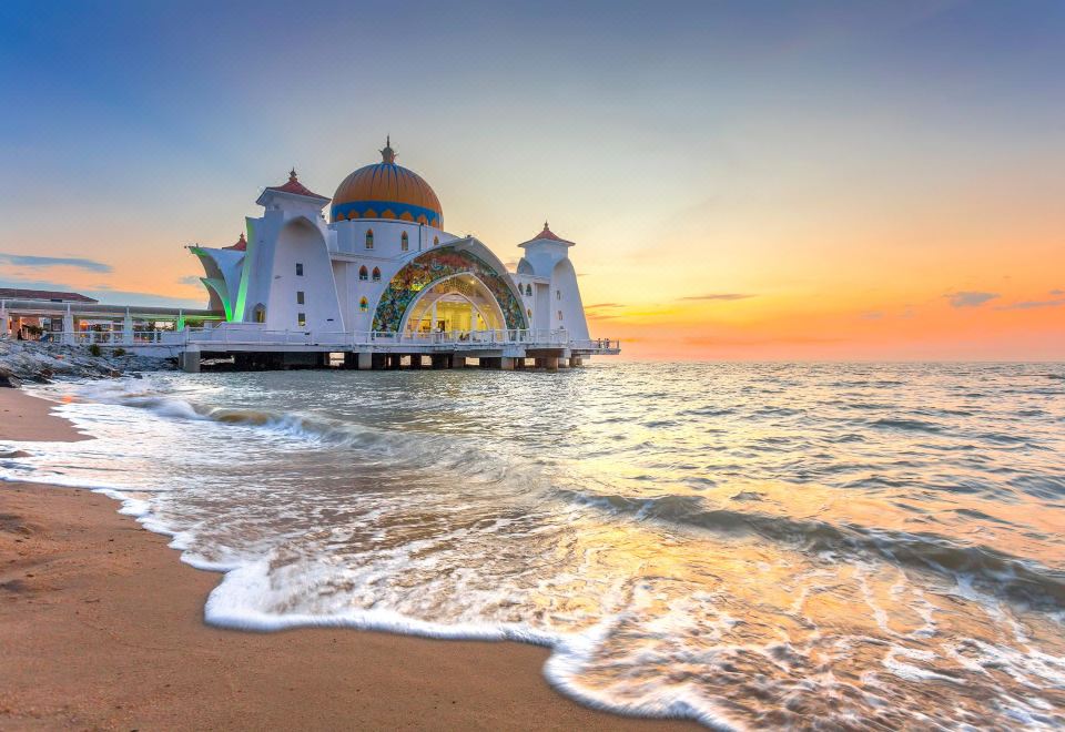 Harbour Stay @ SilverScape Luxury Apartment U2Over view