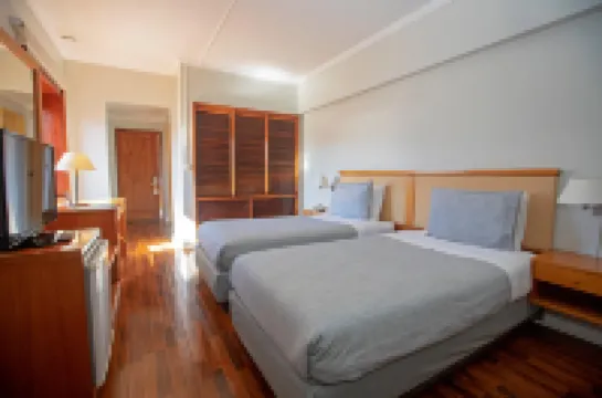 Gran Hotel Vicente Costanera