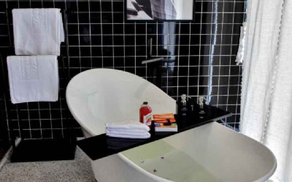 Other Hotel Del Luna Photo