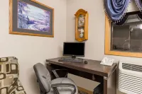 Super 8 by Wyndham Sioux City South Hotels in Sioux City