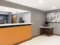 曾斯維爾温德姆速8酒店 馬斯金格姆縣酒店