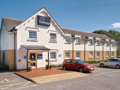 Travelodge Cardiff Airport Hotels near Barry Island Beach
