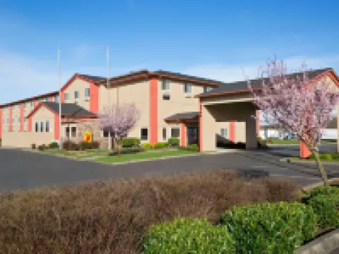 Super 8 by Wyndham Bellingham Airport/Ferndale Hotéis em Whatcom County