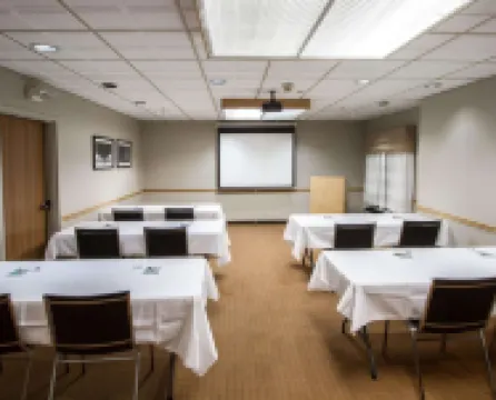 Sleep Inn & Suites Buffalo Airport Hotels in Cheektowaga