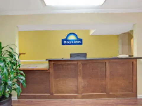 デイズ イン バイ ウィンダム マリエッタ ホワイト ウォーター コブのホテル