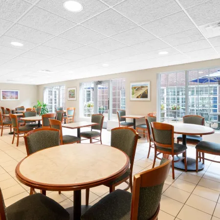 Baymont by Wyndham des Moines Airport