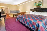 Days Inn & Suites by Wyndham Jeffersonville IN Hotels in Jeffersonville