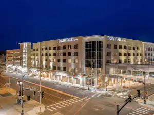 DoubleTree by Hilton Evansville