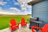 Sleek Red Lodge Home Rental w/ Private Hot Tub! - WiFi