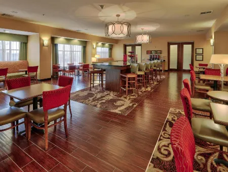 Hampton Inn Deming Отели в г. Деминг