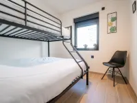 Centrally Located "Toi & Moi" - balcony