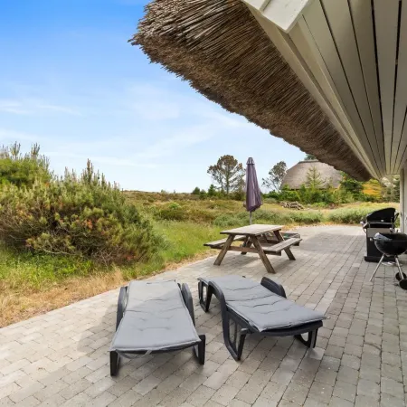 "Andrine" - 700m from the Sea