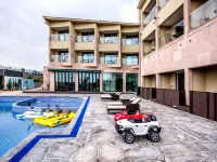 Blue Whale Resort