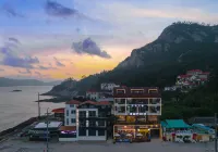 Gunsan (Seonyudo) Yunslo Pool Spa Pension