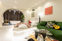 Liangyue Buwan B&B (Gouyan Street Branch)