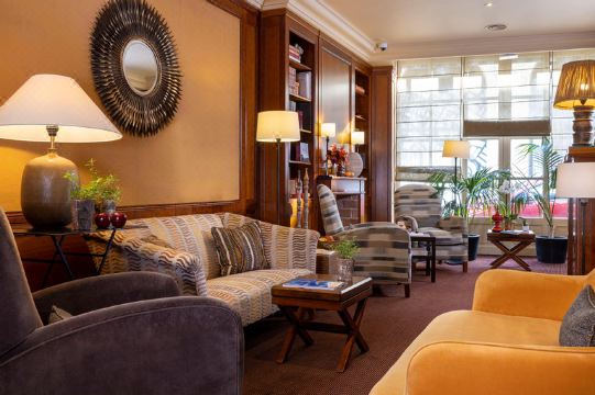 1. 호텔 클레망 파..