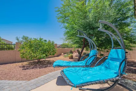 Chic Villa - Pool/Hot Tub/Hammock/King Bed/wi-fi