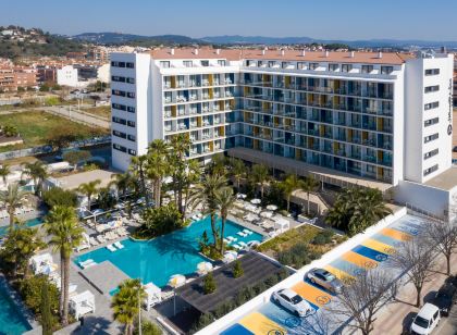 Aqua Hotel Silhouette & Spa - Adults Only
