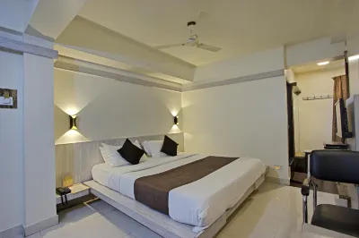 Mannars Residency