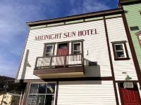Midnight Sun, a Coast Hotel