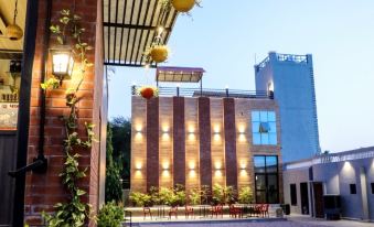 Hotel Ganpati - Housity